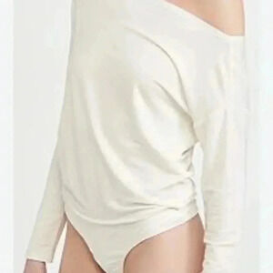 Paige Women's Ivory Suvi Off The Shoulder One Piece Bodysuit Size XS